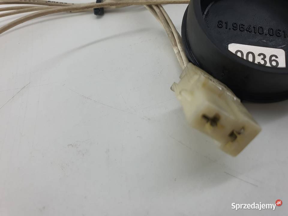 WTYCZKA KOSTKA DRZWI MAN LE