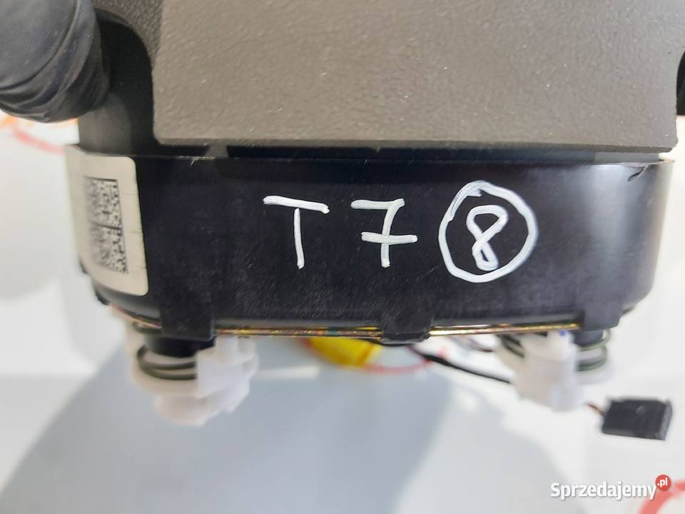 AUDI Q3 I 20 TDI 13r AIRBAG poduszka kierowcy osobowe świętokrzyskie Kielce sprzedam
