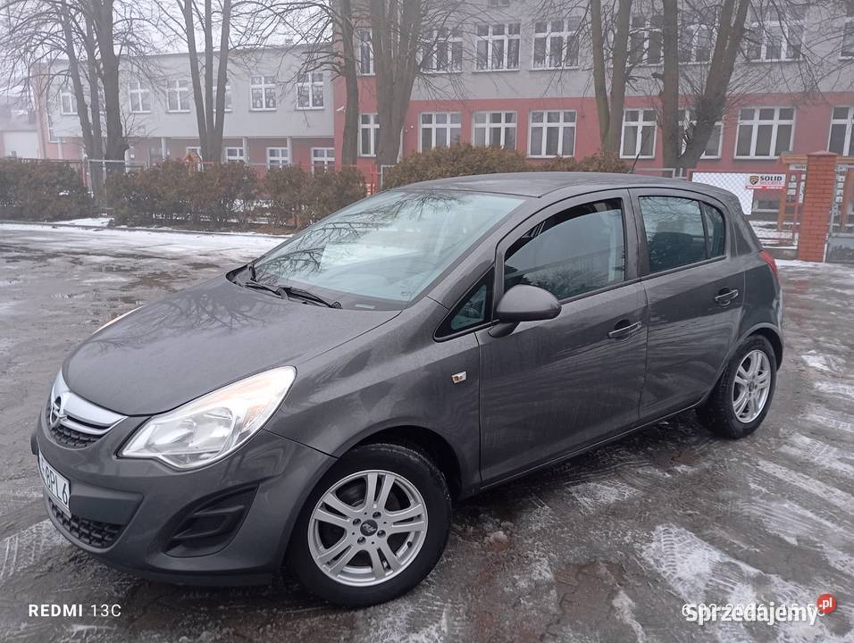 Opel Corsa 2011r 12 Benzyna 85 Stan Łódź