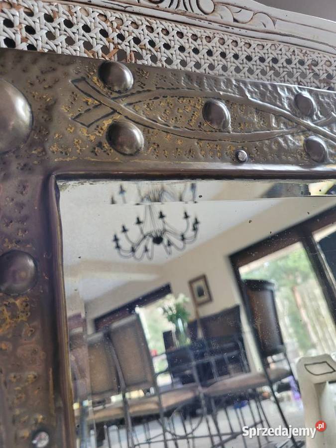 Lustro kryształowe z roku 1928 z miedzianą