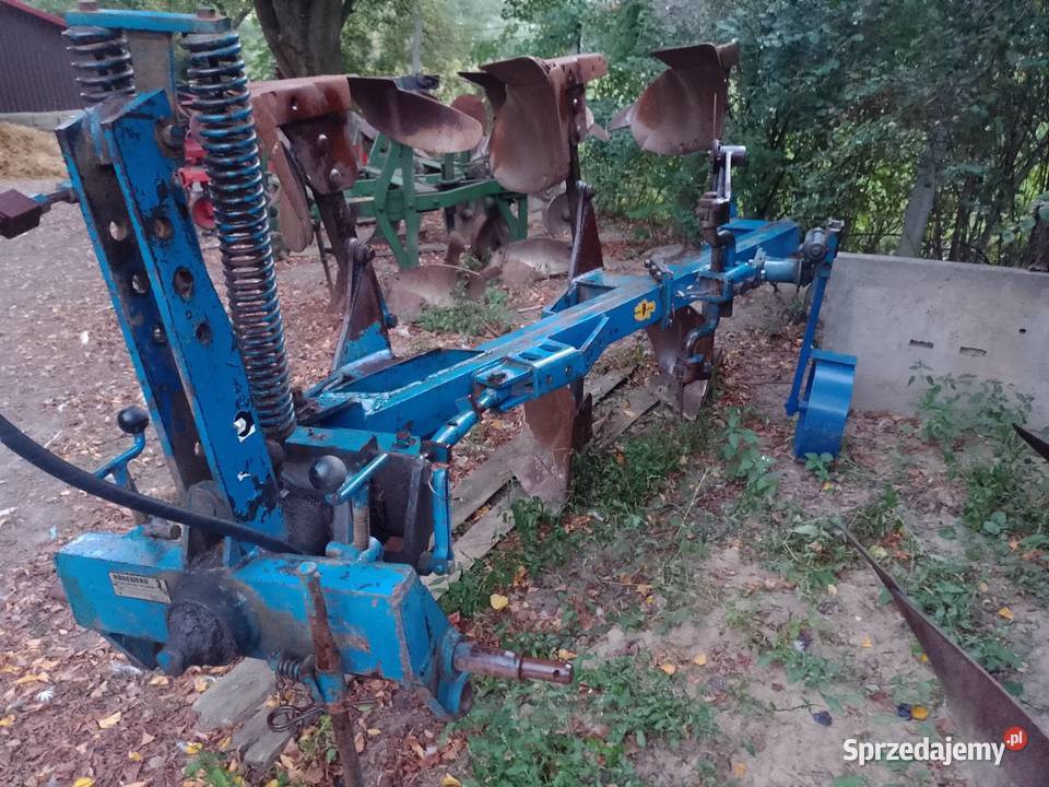 Sprzedam pług obrotowy3 skibowy Jastrzębia sprzedam