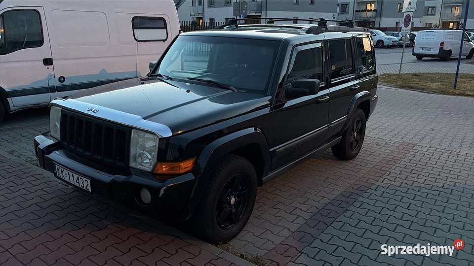 Jeep Commander 37l benzynagaz Hak 35 tony czarny Grodzisk Mazowiecki
