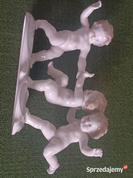 Piękna figurka tańczących dzieci Porcelana i szkło małopolskie Gorlice