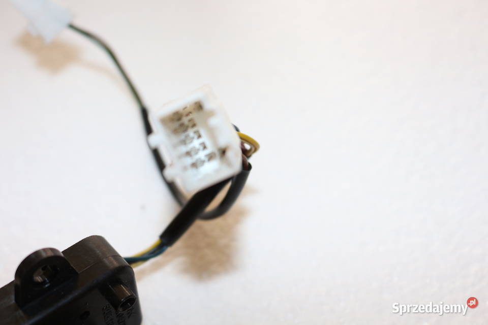 KIA OPIRUS PRZEŁĄCZNIKA SZYBY LEWY TYŁ 621W04720 dolnośląskie Prochowice sprzedam