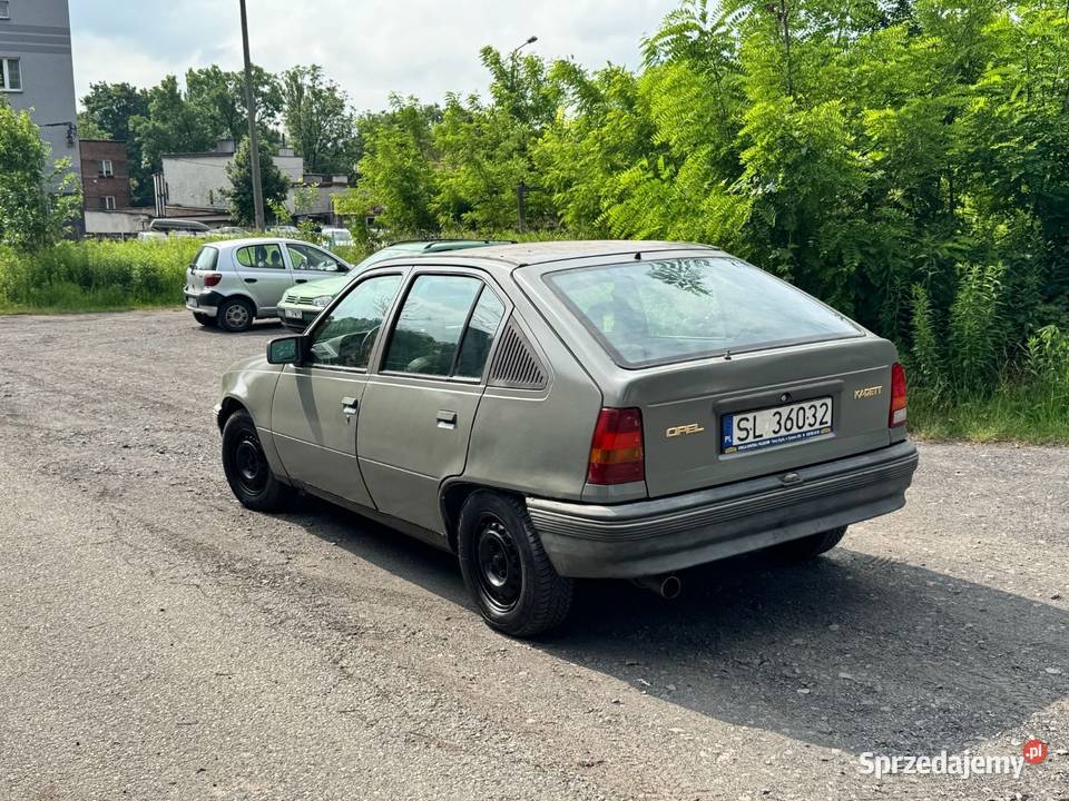 Opel kadett 1989r 13 Ważne oplaty