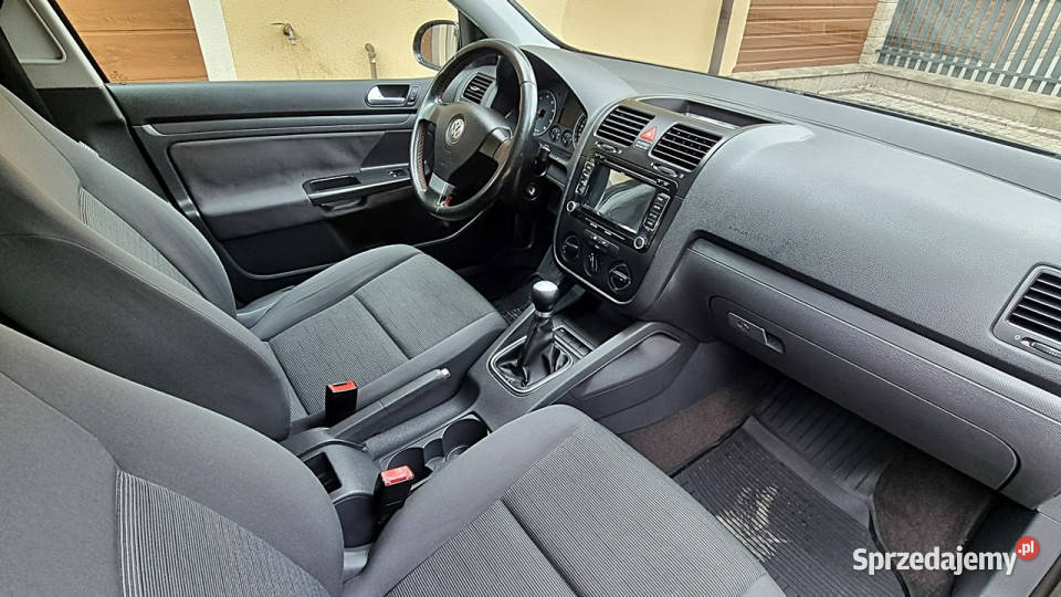 Volkswagen Golf 16 8v Pewne Auto GWARANCJA Zakup lakier metallic Płońsk