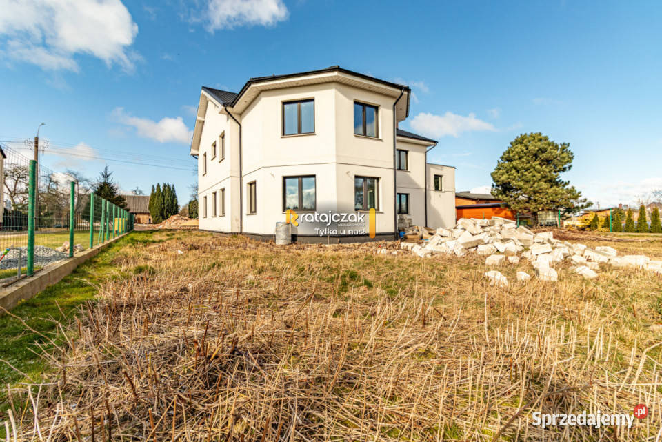 Dom wolnostojący do sprzedania Starzyno 678m2