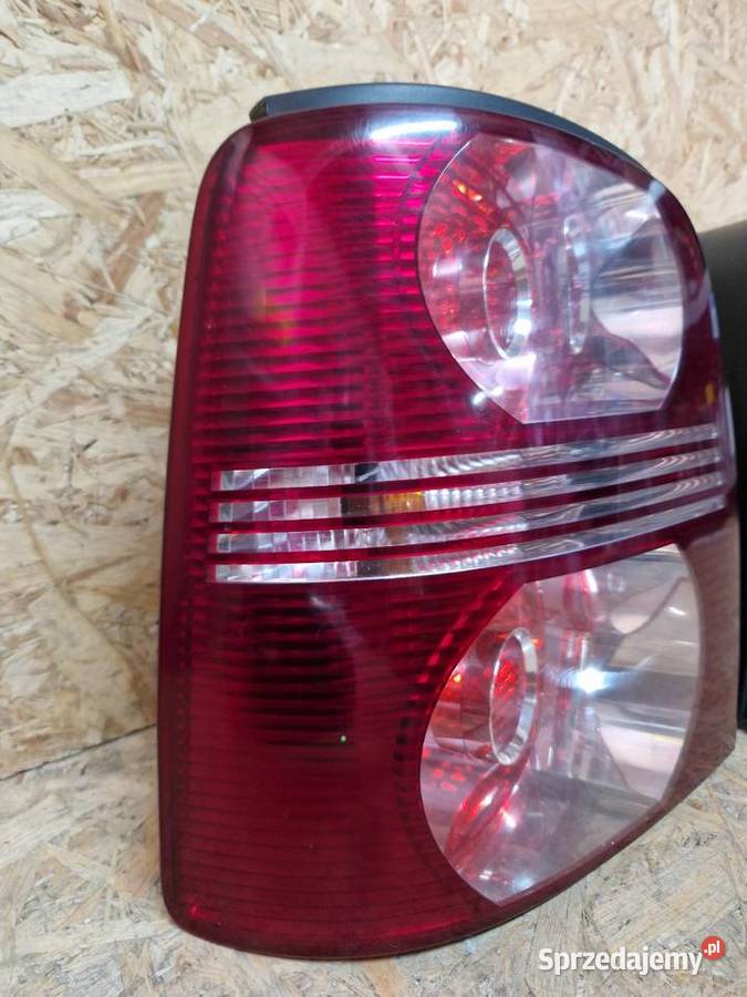 Vw touran 1T 1t2 vw touran lift Lampa lewy tył dolnośląskie Złotoryja sprzedam