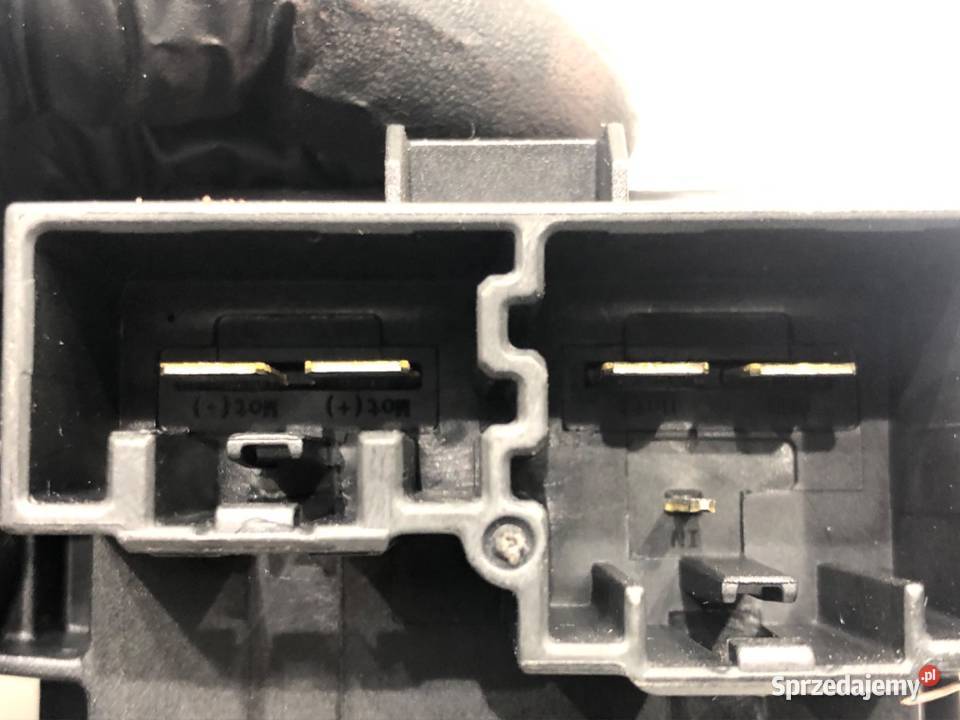 OPORNIK DMUCHAWY POWIETRZA BMW G30 16471672 sprzedam