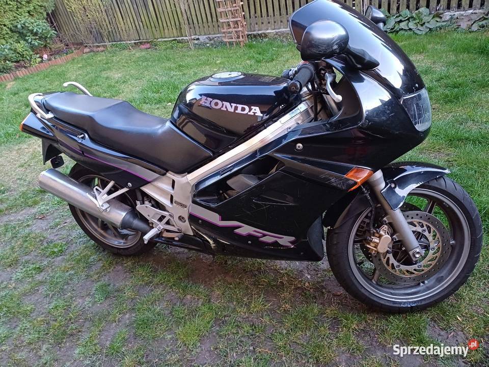 Honda VFR RC 36 750 Janów Lubelski sprzedam