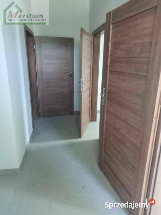 wynajmu lokalu 180m2 Krosno handlowo-usługowy