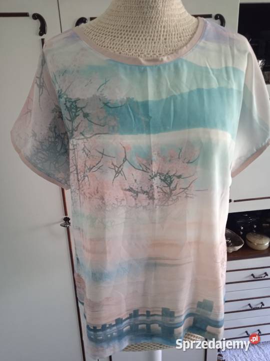 LETNIA CIELISTA BLUZECZKA Z PEJZAŻEM r 44 Piła