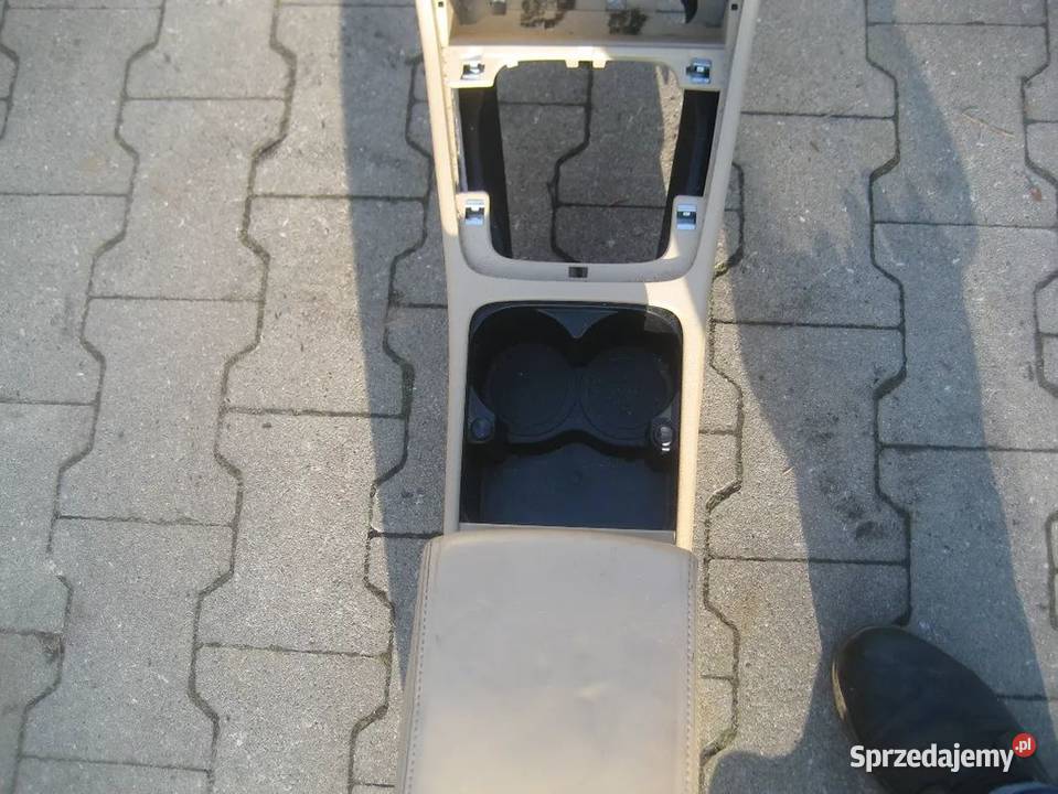 vw passat b6 0510r podłokietnik beżowy wersja Rakoniewice