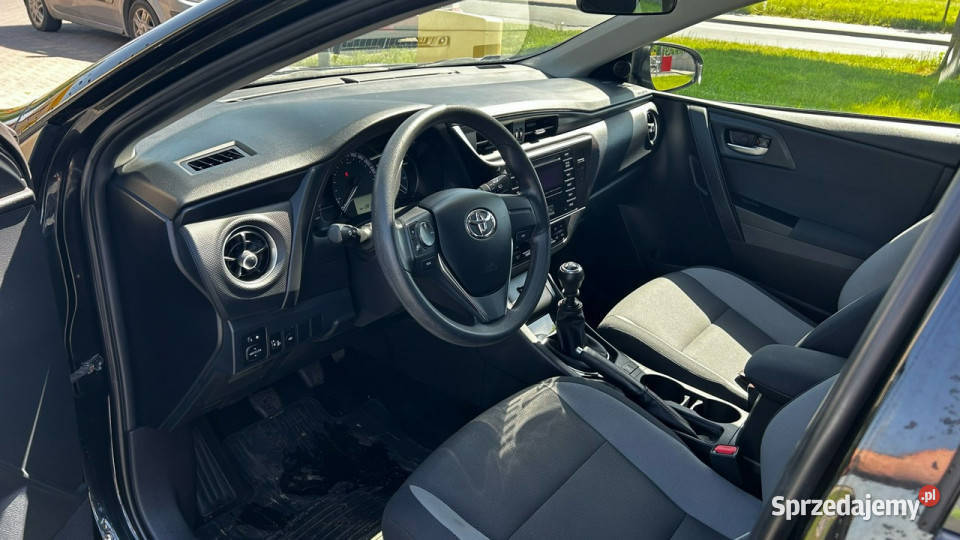 Toyota Auris Toyota Auris Salon dwa komplety kół Siedlce