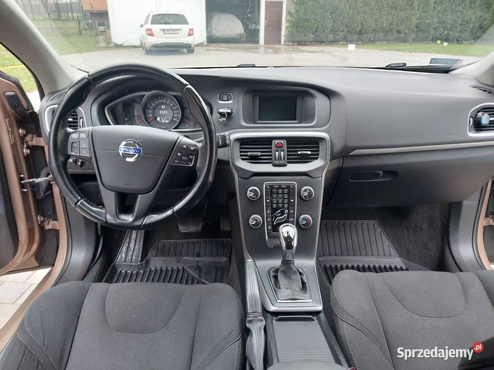 Volvo V40 1984cm3 łódzkie Lipnica