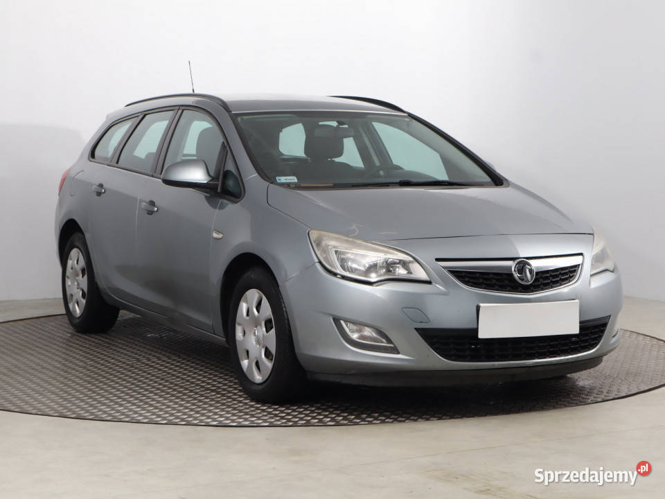 Opel Astra 17 CDTI autoalarm Bielany Wrocławskie