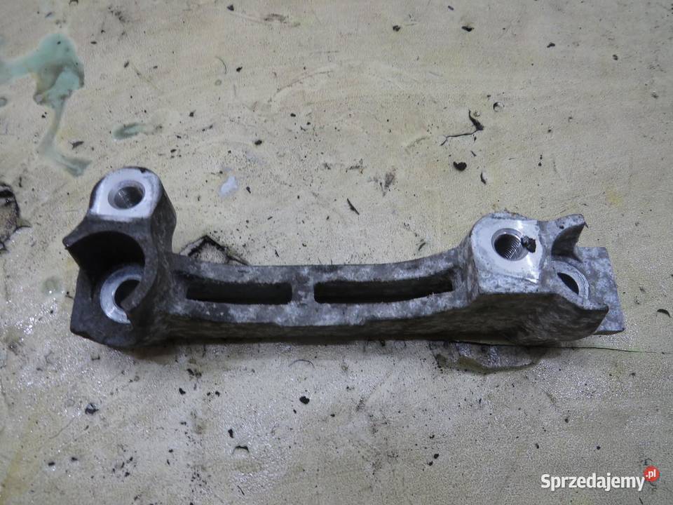 ŁAPA PODUSZKI SILNIKA AVENSIS T27 T29 20D