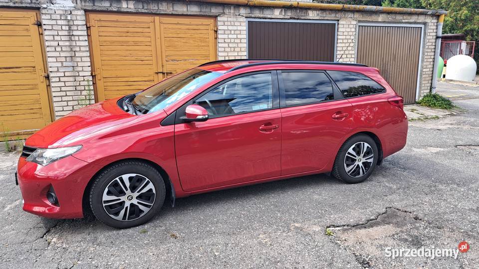 Toyota Auris LPG 30000 netto z polskiego salonu podkarpackie Rzeszów sprzedam