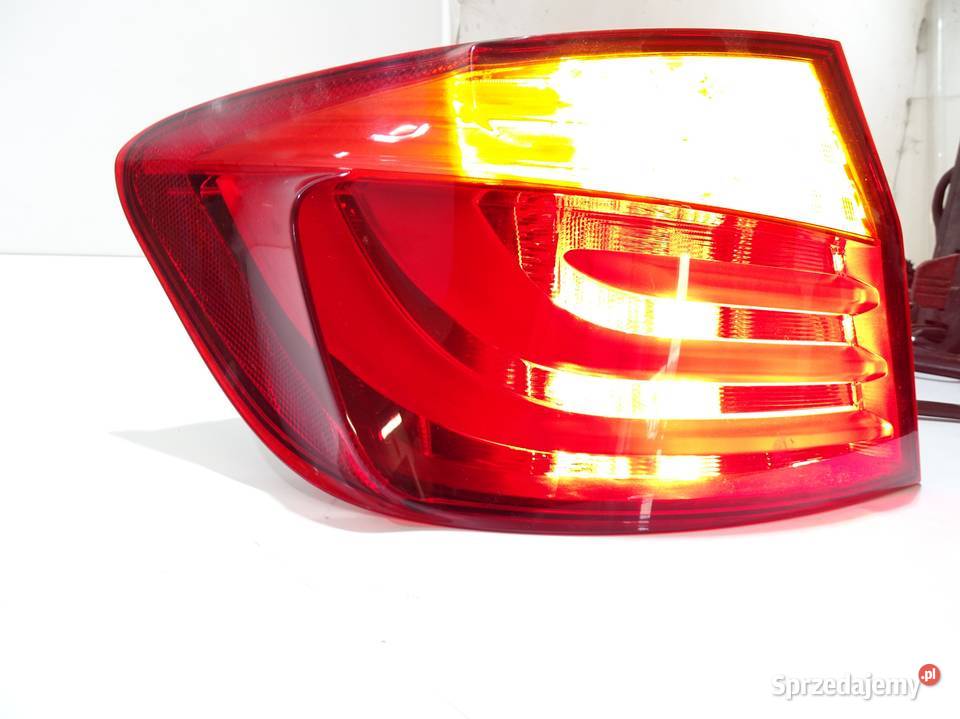 LAMPA LEWA TYLNA TYŁ BMW F10 SEDAN osobowe sprzedam