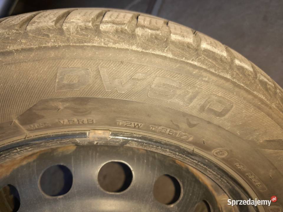 Felgi stalowe15 i opony Avensis