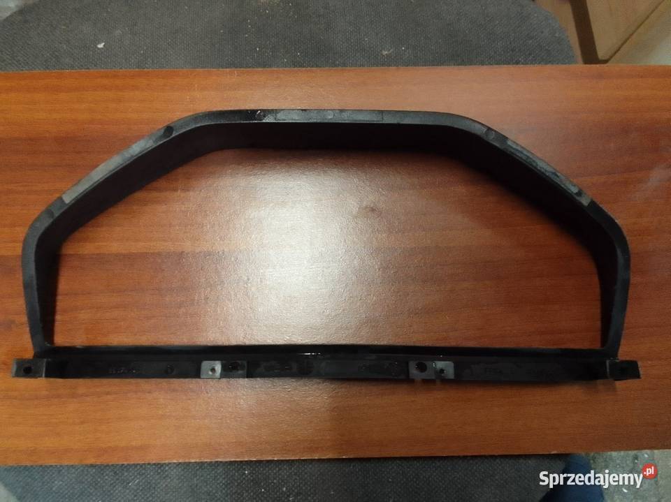BMW e30 ramka osłona zegarów licznika Trzebinia