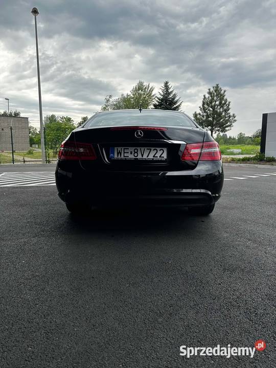 Sprzedam MERCEDESA E klasa Coupe benzyna 278000km mazowieckie Warszawa