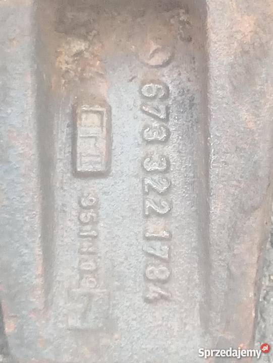 PODSTAWA KOMPLET POD RESOR MERCEDES 8148171117