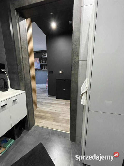 Nowoczesne 2pokojwe mieszkaniebalkon z garażami