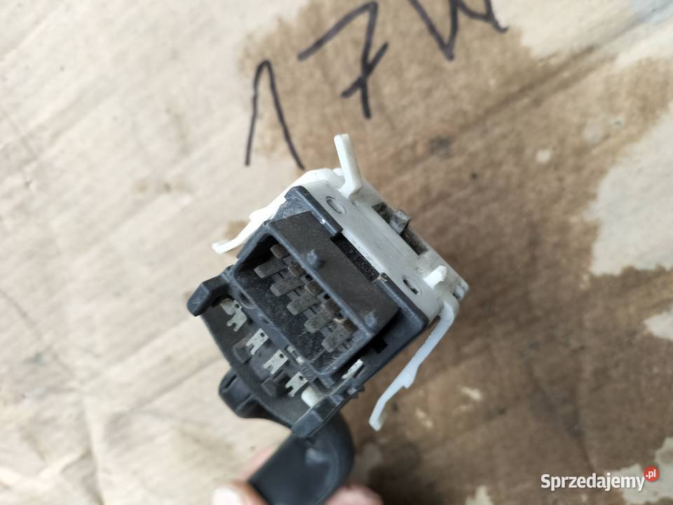 SAAB WŁĄCZNIK ŚWIATEŁ KIERUNKOWSKAZÓW MANETKA lubelskie