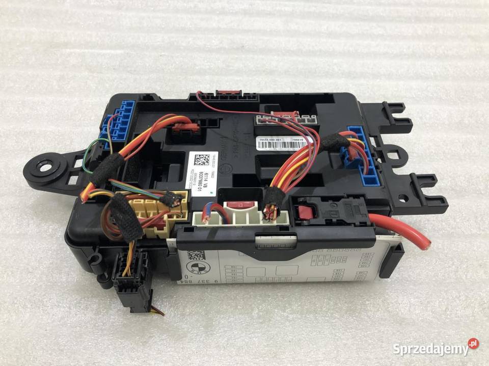 SKRZYNKA BEZPIECZNIKÓW BMW F30 F31 9337880 wielkopolskie