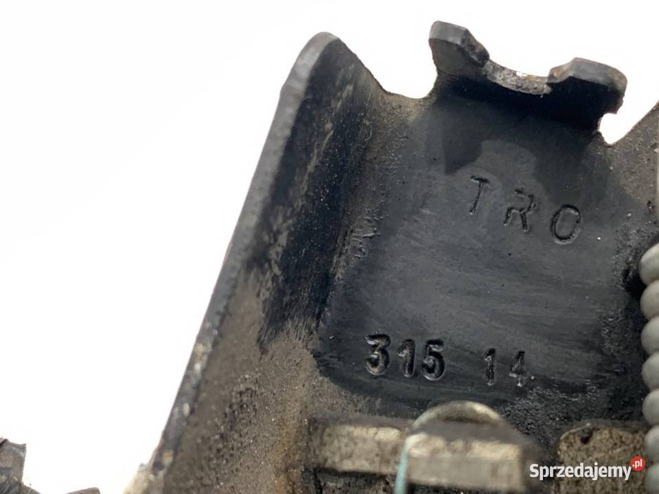 ZAMEK MASKI PRZÓD HONDA CIVIC IX SedanLimuzyna