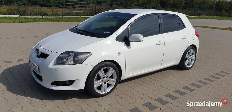 Toyota Auris D4D ASO Skora Xenon PDC Hak Kellys Katowice