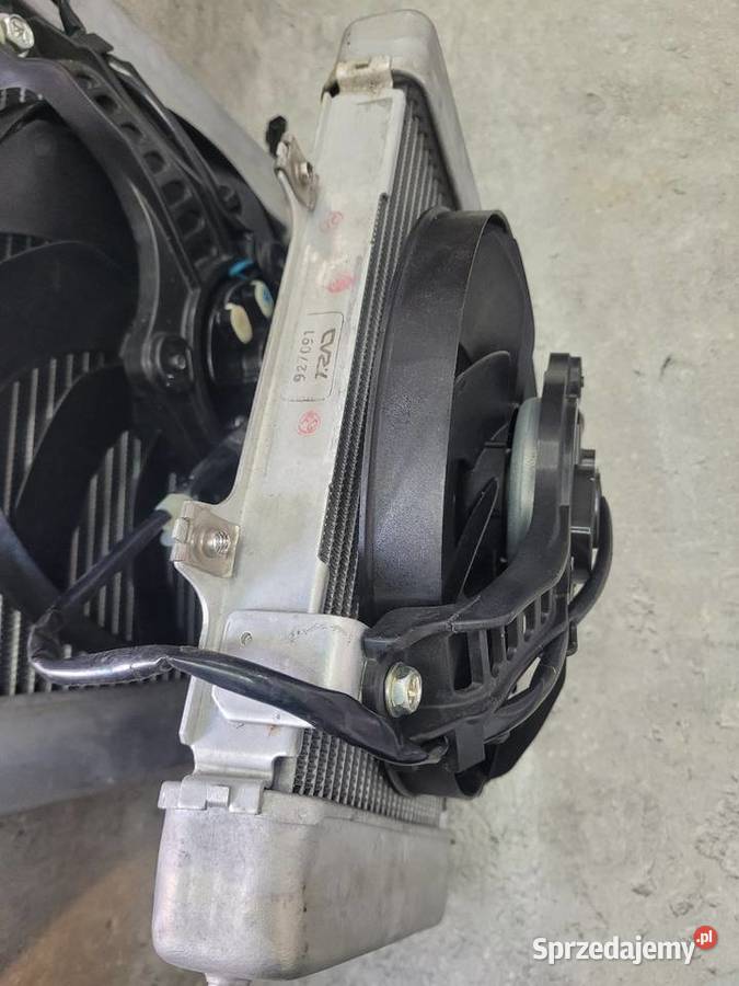 HONDA GOLD WING GL1800 SC 79B OEM CHŁODNICA Nowy Tomyśl sprzedam