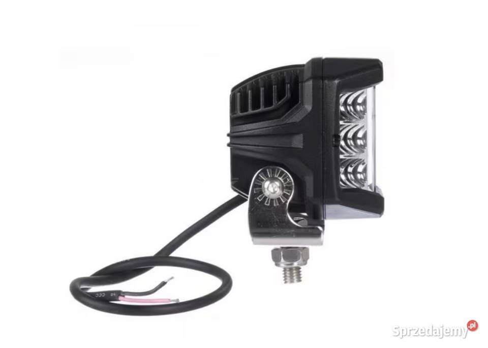 Lampa robocza LED kwadratowa 225W 2850 lm 1030V Gorzewo