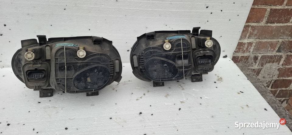 Lampy Golf 4 szklane osobowe Żary