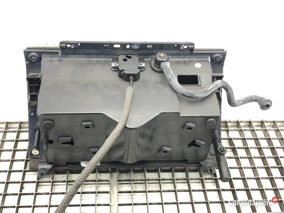 SCHOWEK PASAŻERA PORSCHE CAYENNE Hatchback 0210 podkarpackie