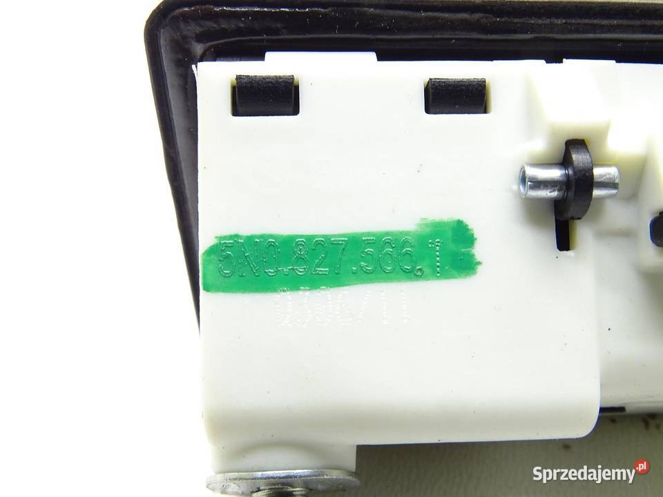 KLAMKA KLAPY BAGAŻNIKA MIKROSTYK TYŁ TYLNY