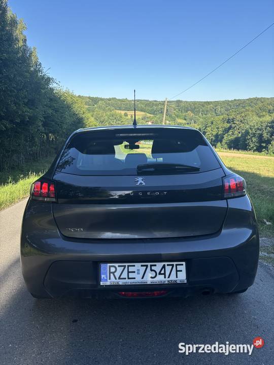 Peugeot 208 2023 75 benzyna stan idealny sprzedam