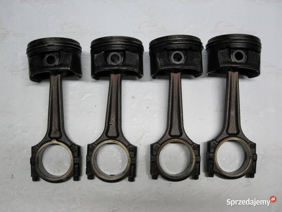 Opel Corsa 12 16V B12XER 15R 70 73L41 Tłok