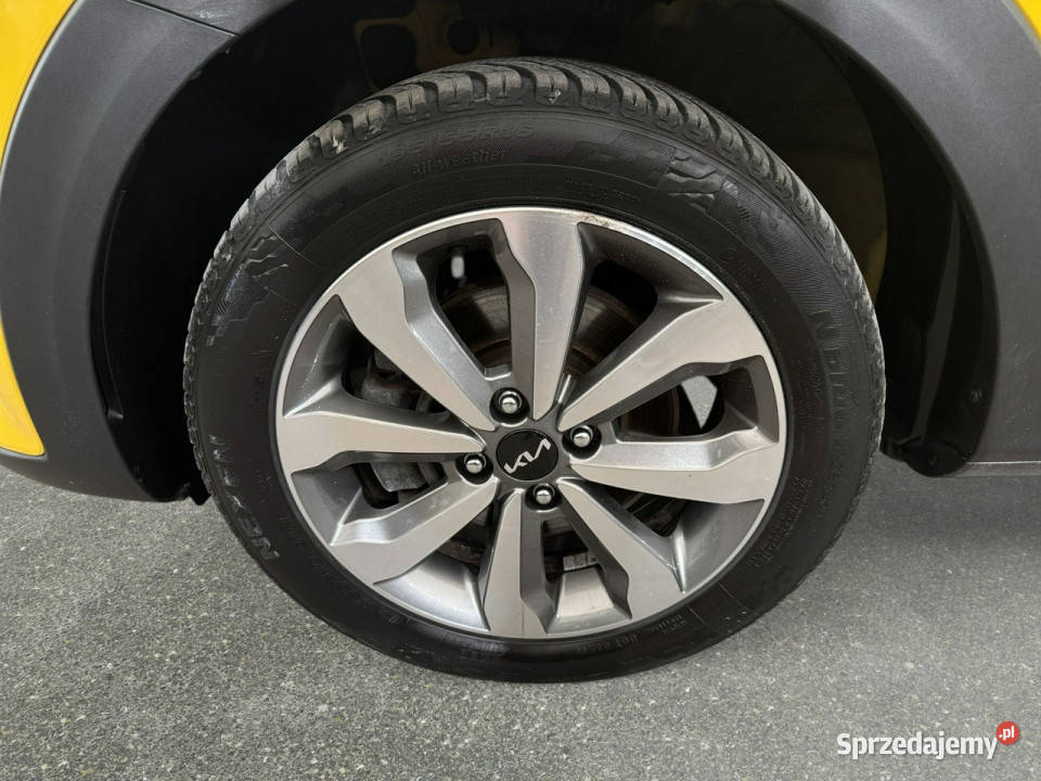 Kia Stonic VAT 23 10TGDI 100 M6 2023 r salon I isofix Stonic Myślenice