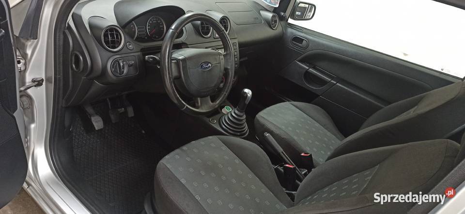 Ford Fiesta 2004 13 benzyna Oborniki