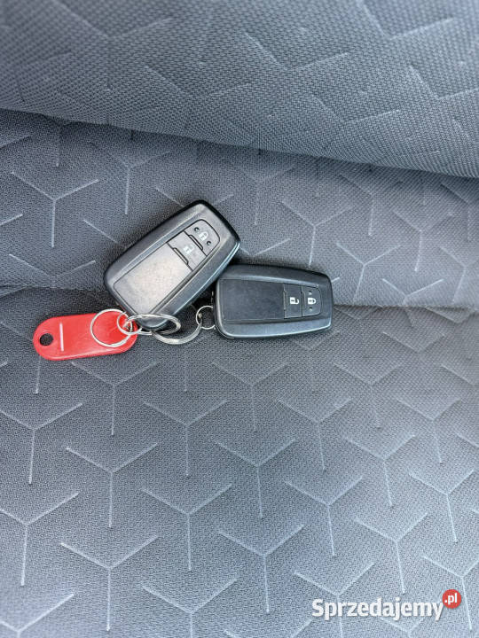 Toyota Corolla 18HSD 122 61 Gwarancja Relax 1800cm3