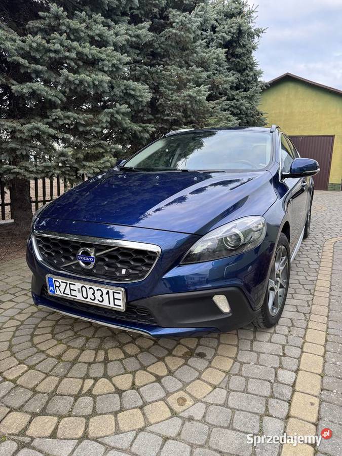 Volvo V40 salon Rok produkcji 2014