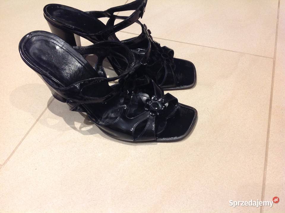 Klapki Czarne na obcasie skórzane damskie r 375 Nowa Sól