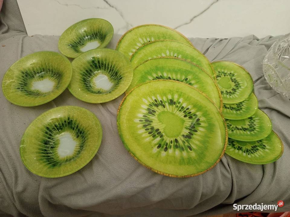 Piękny kolekcjonerski zestaw zielonych talerzy Talerze i talerzyki wielkopolskie Kępno