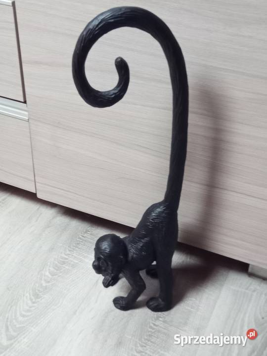 Figurka małki loftoli Świdnica