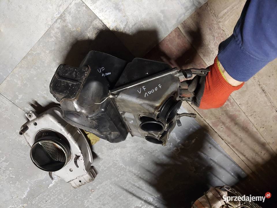 Honda vf1000 obudowa filtra powietrza airbox vf Jelenia Góra