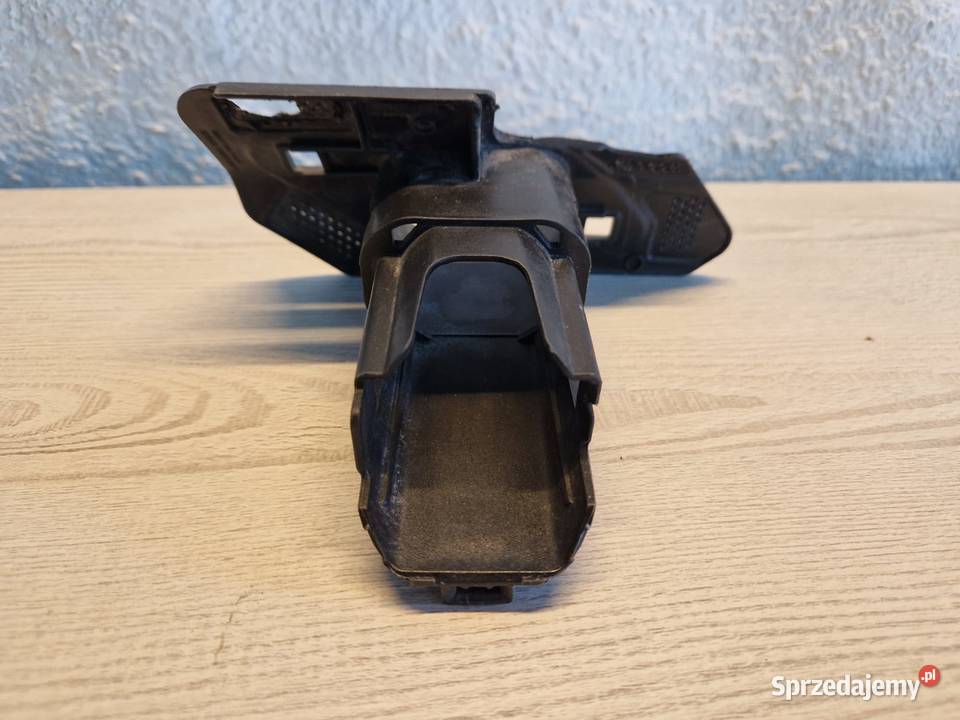 Mocowanie dyszy spryskiwacza reflektora WV Golf osobowe wielkopolskie Kwilcz