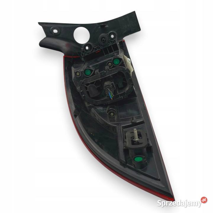 LAMPA PRAWA Renault Clio IV kombi tylna tylnia