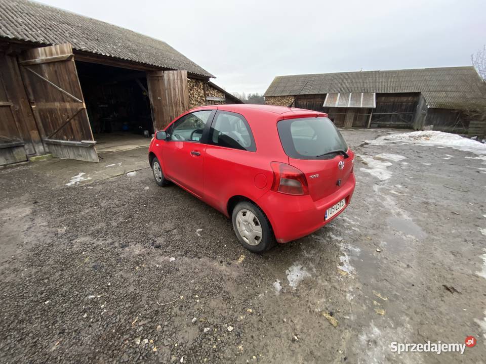Sprzedam Toyote Yaris Sienno